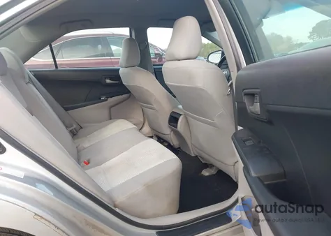 2013 Toyota Camry L z USA, uszkodzony, nr VIN 4T4BF1FKXDR308928